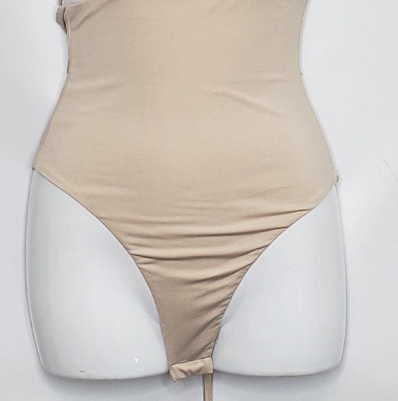 Princess Polly Bodysuit Cotton Polyester Size 2 Asymmetrical Neutral Cri… - Picture 12 of 14